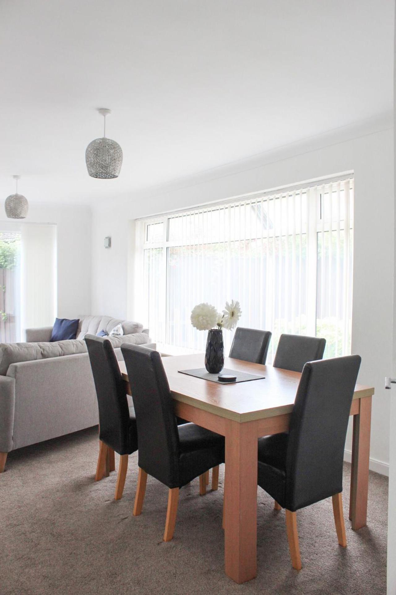 Lovely Bungalow Close To Beach Villa Prestatyn Exteriör bild